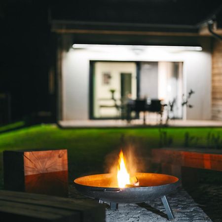Vila Roubenka "Tam Kde Lisky Davaji Dobrou Noc" Černý Důl Exteriér fotografie