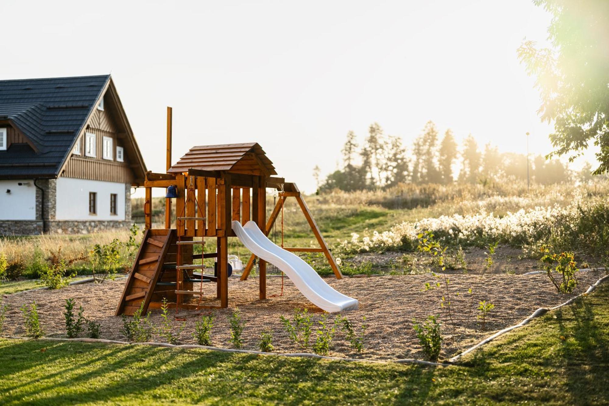 Vila Roubenka "Tam Kde Lisky Davaji Dobrou Noc" Černý Důl Exteriér fotografie